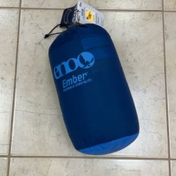 EAGLES NEST OUTFITTERS EMBER HAMMOCK UNDER QUILT.
