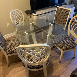 Henredon Glass  Table (Price negotiable)