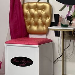 “NEW” Yoni Thrown Chair