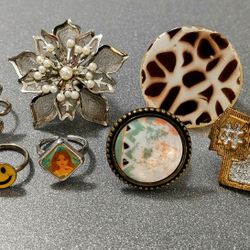 Rings - Lot Of 7 Fashion Variety Rings All shapes And Sizes 