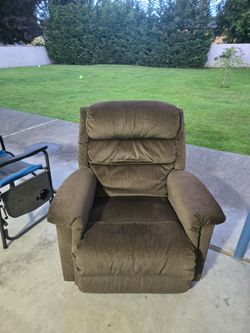 FREE - Brown Recliner