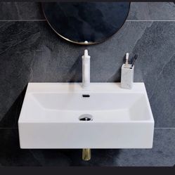 23x13 Ceramic Wall Hung Sink in White $40  164A