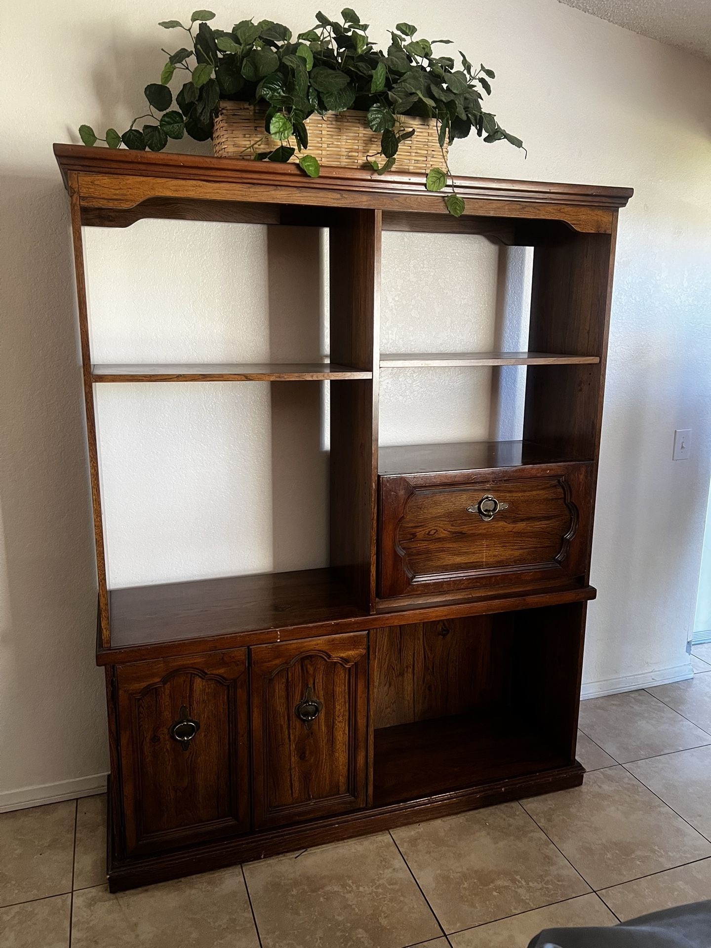 Free Real Wood Antique Furniture Storage And Shelving 