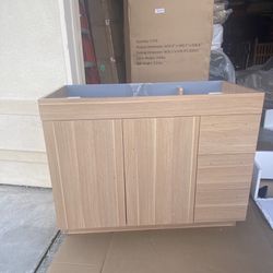 41.5" Bathroom Vanity With 3 Drawer Right Base Only