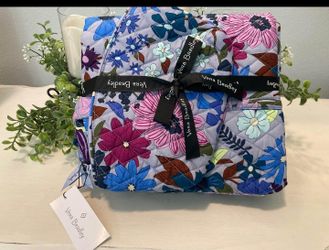 Duffle Bag w/cosmetic Bag