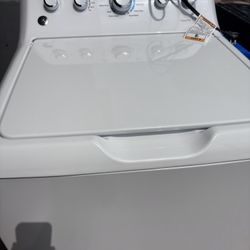 GE top-load washer (model GTW490ACJ5WW) 