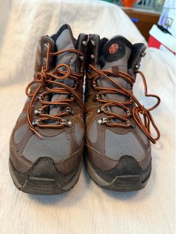 Khombu men’s wind rip lace up Hiker boots size10