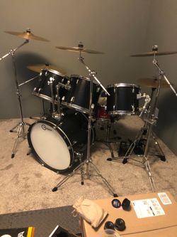 PDP 6 piece drums Zildjian cymbals