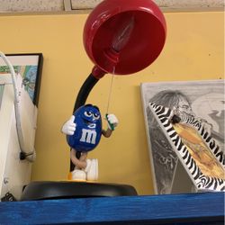 M&M Lamp