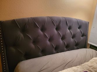 QUEEN HEADBOARD