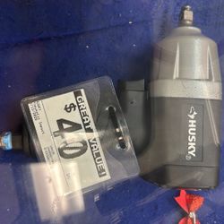 HUSKY PNEUMATIC IMPACT DRILL 