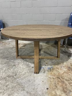 Morbylanga Round Table
