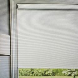 Roller shade Cordless