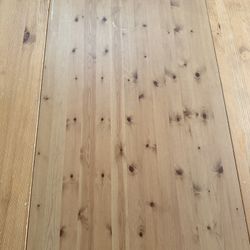 Solid wood extendable dining table