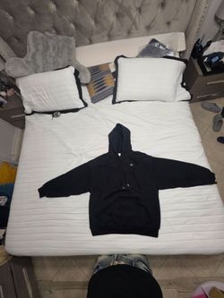 ( Large )  Alo Yoga Black Pullover Hoodie