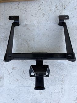 CLASS 3 TRAILER HITCH, 2" RECEIVER, SELECT LAND ROVER RANGE ROVER SPORT #13243
