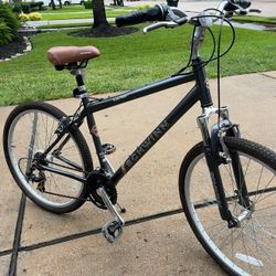 Schwinn Cruiser Bike – Like New, Smooth Ride (26”)