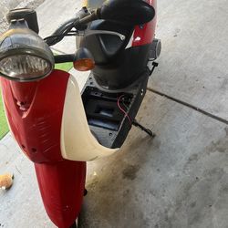 Electric scooter