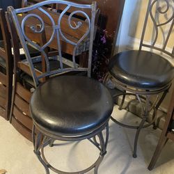 Swivel Bar Stools 
