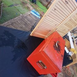   BENCH TOP MECANIC  TOOL  BOX.  