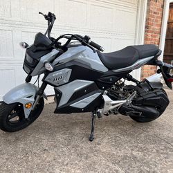 2023 Rps Motorcycle 300 Miles, Clean Title 