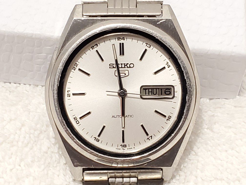 Vintage Seiko Men's Automatic Day Date Watch Stainless Steel Seventeen Jewels