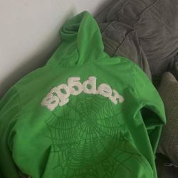 REAL spd5er hoodie size medium (green)