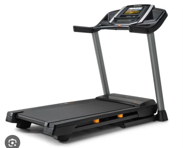 Nordic Track T 6.5Si Treadmill Like New