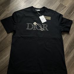 tee shirts 