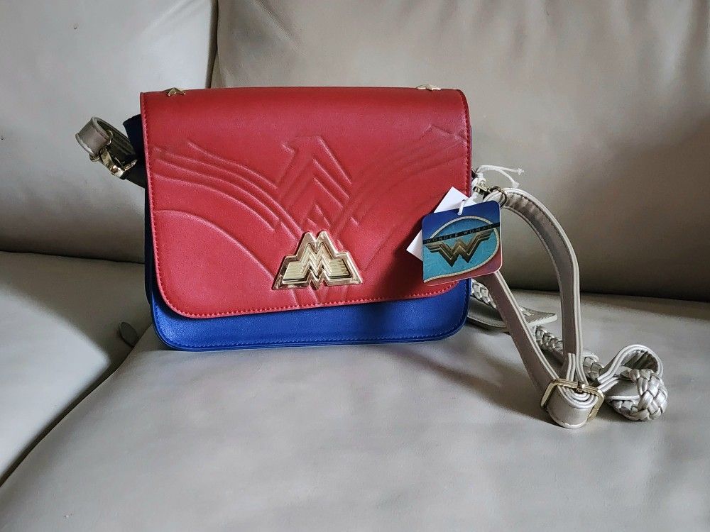 Loungefly Wonder Women 2020 Blue And Red Shoulder Bag Elegant Accessory For Any Occasion.