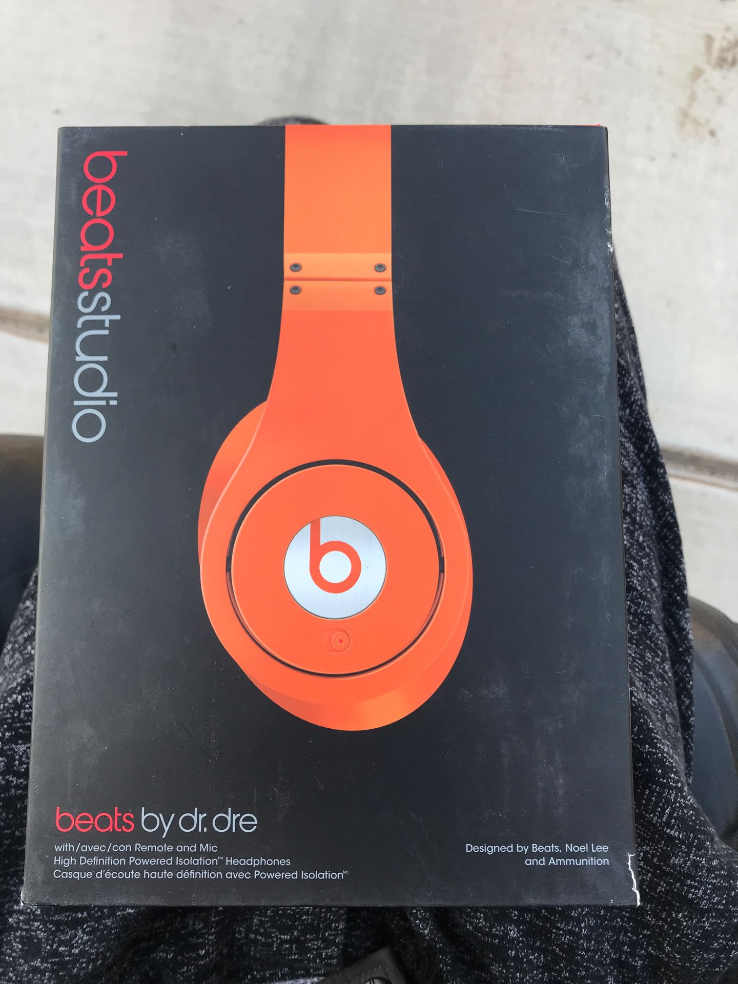 Dr. Dre Beats studio edition. Orange color