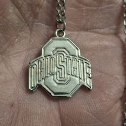 Ohio State Buckeyes Premium Solid Metal Chrome Plated Pendant With 20" Cable Chain, Says Ohio State On Front And OSU On Back