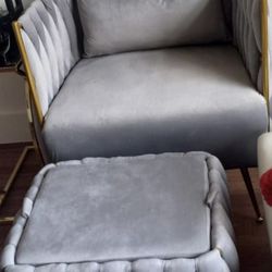 Chair With Matching Ottoman 