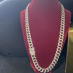 24 inch lab ice stones white gently used