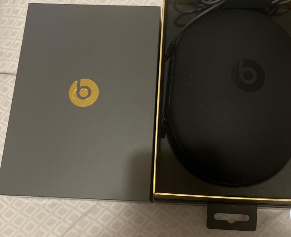 Beats Studio 4