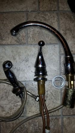 Kitchen faucet