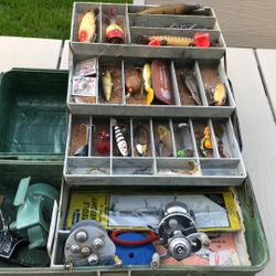 Old Plano Tackle Box with some Old Wood Lure (Heddon,Creek Chub,Paw-Paw,ect) & Two Old Pflueger Reel.