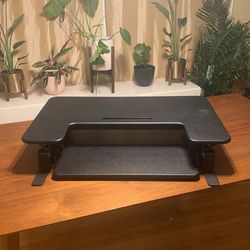Standing Desk By V.I.V.O