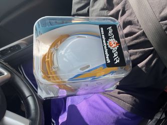Charger mini helmet sign