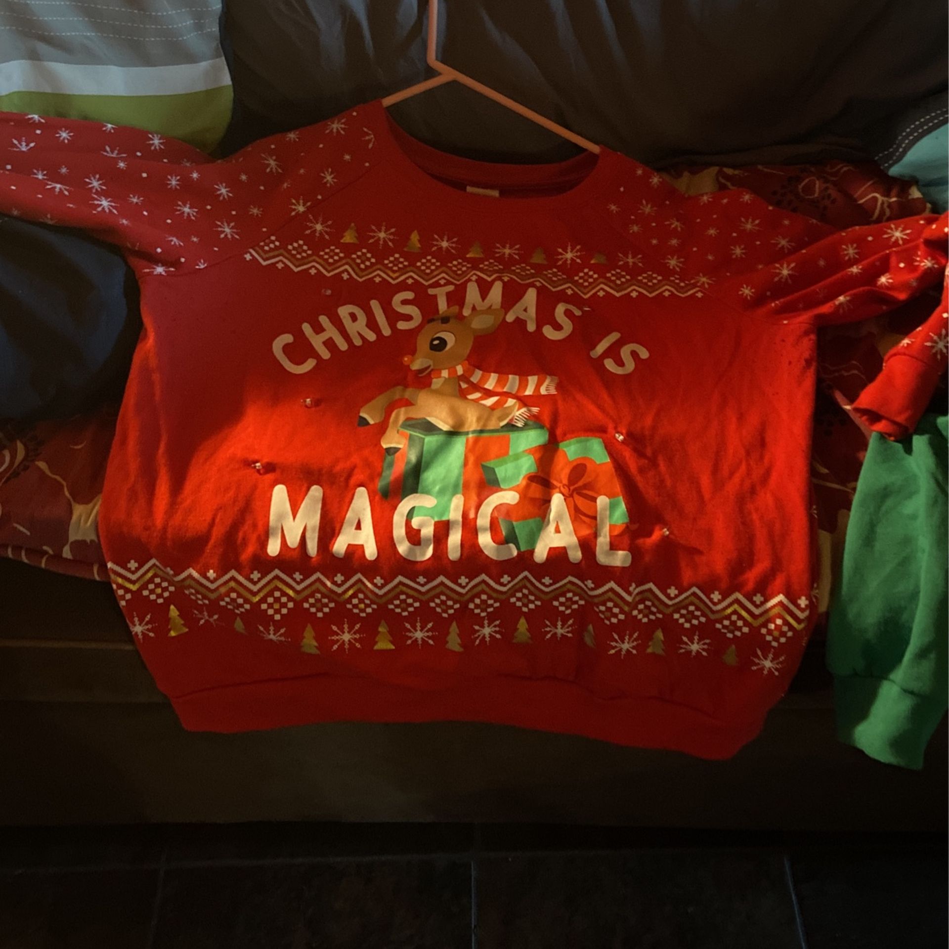 Xl(15-17) Xmas Sweatshirt Like New