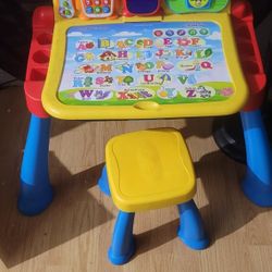 VTech Touch And Learn Activity Desk Deluxe 