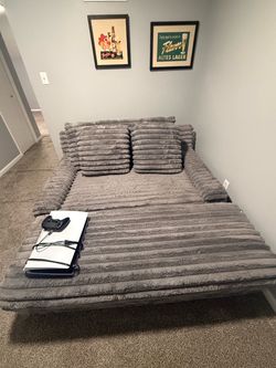 Gray Chaise lounge