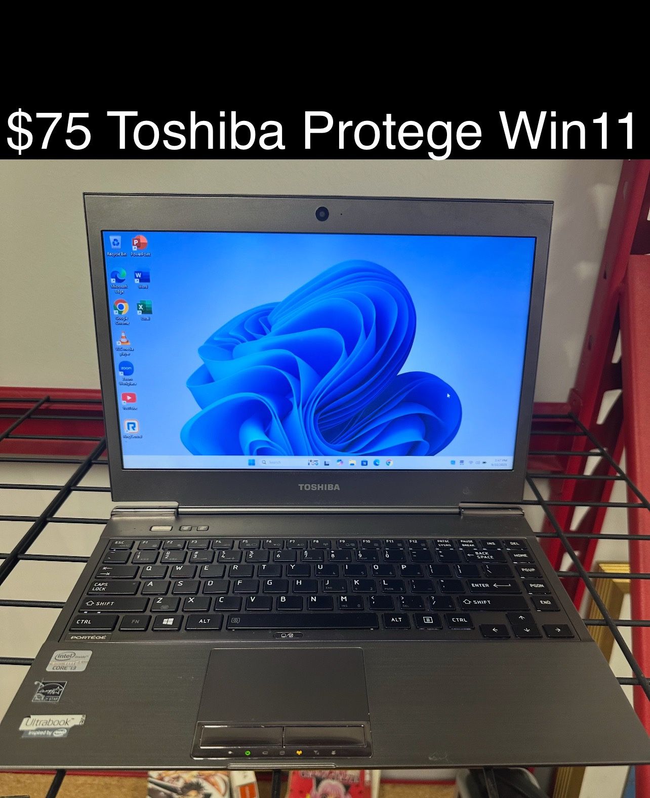 Toshiba Protege i3 6gb 128gb SSD 13" Good Battery, Includes Charger