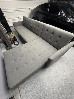 Modern Sectional/Sleeper couch