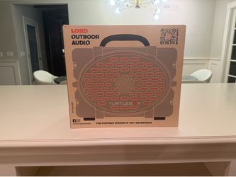 BRAND NEW TURTLE BOX SPEAKER