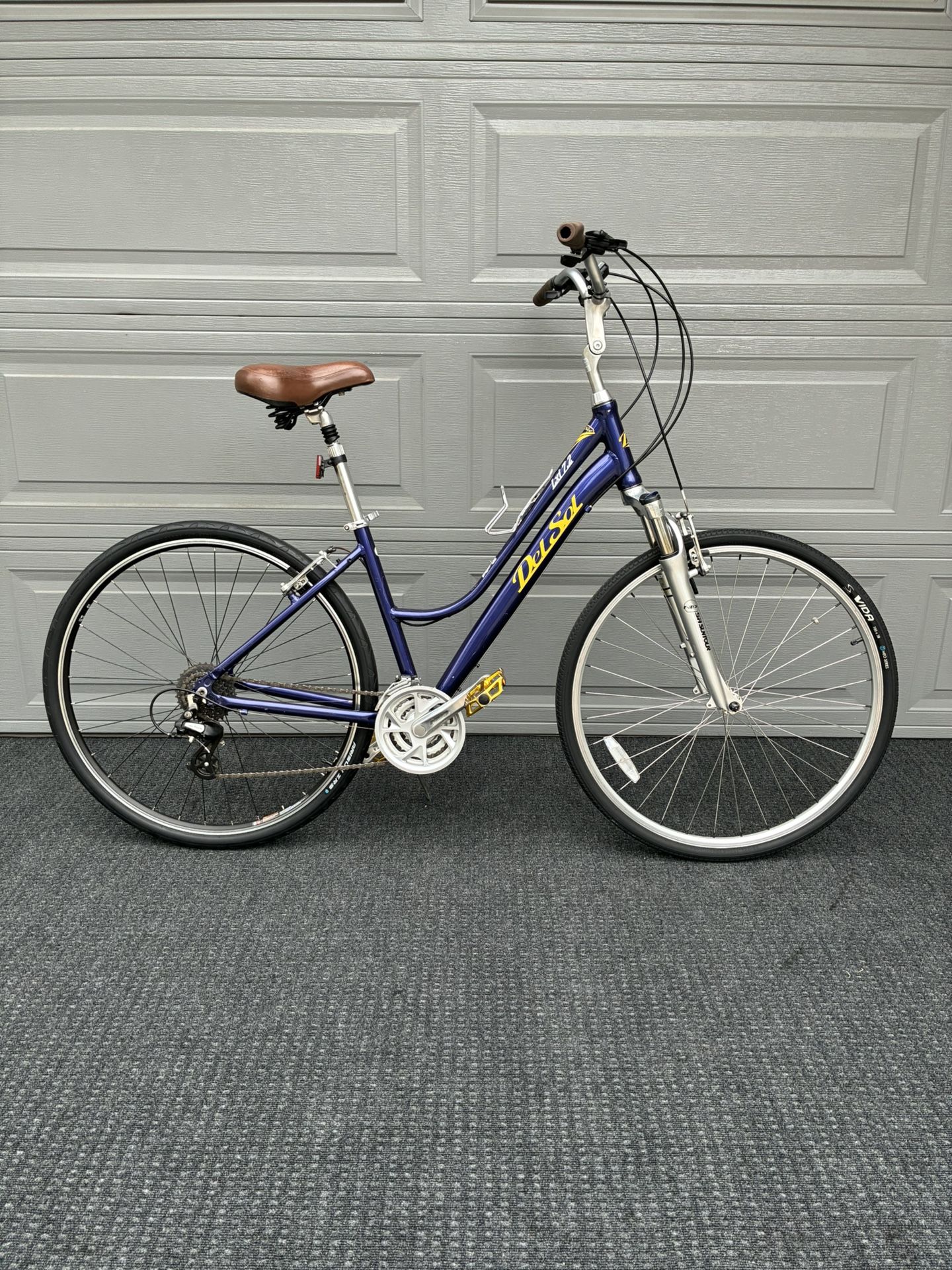 Haro Del Sol 24 Speed StepThru Hybrid Commuter City Bike