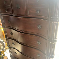 5 Drawer Dresser 