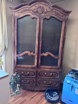 Mid century Vintage hutch