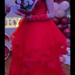 dress for 15 or sweet 16, in excellent condition. size M.  You can wear the dress long and then short.