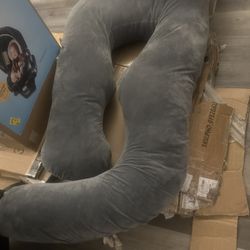 Pregnancy Pillow